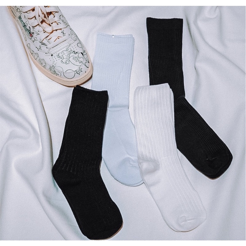 Vớ Cao Trơn Bắp Chất Liệu 80% Cotton Mang Lại Cảm Giác Thoáng Khí.