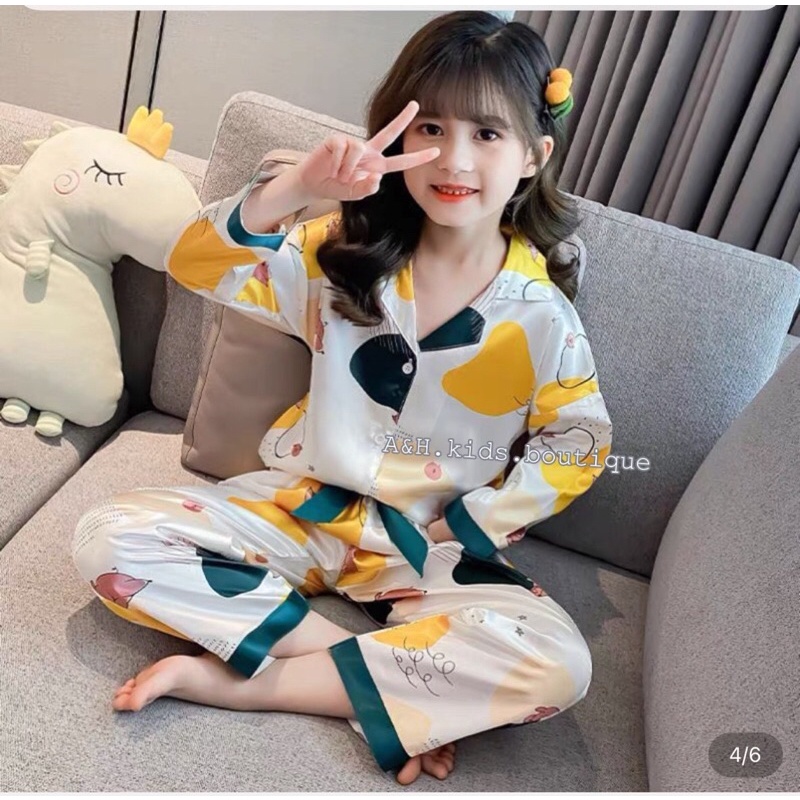 (jean baby kho sỉ)bộ ngủ,pijama  dài tay vải lụa hoạ tiết cao cấp cho bé gái (10-23kg)