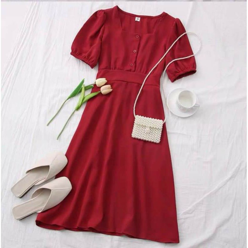 Đầm body cổ vuông tay phồng