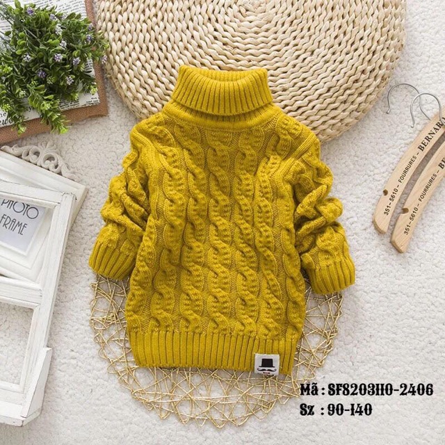 Áo len bé ấm mịn