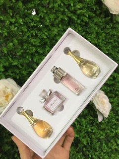 Set quà tặng Nước Hoa Dior 4 Chai