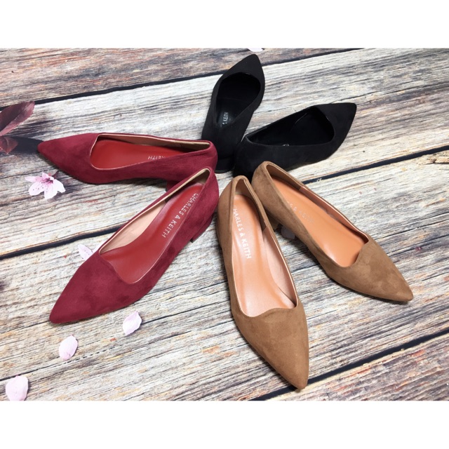 Charles and Keith 3cm lưỡi gà mũi nhọn