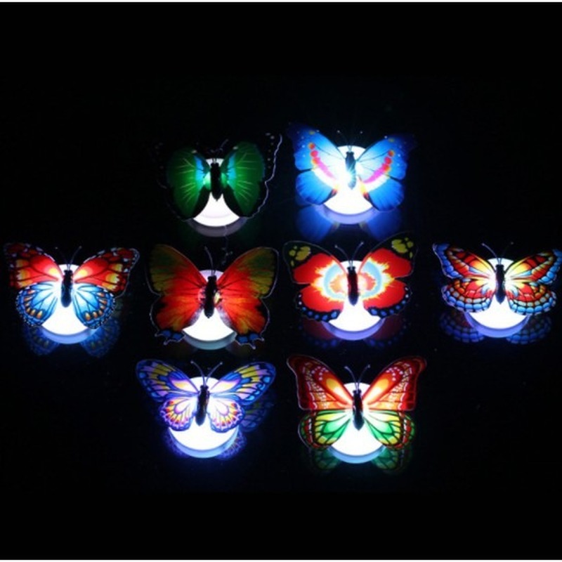 Đèn LED dán tường hình bướm dễ thương