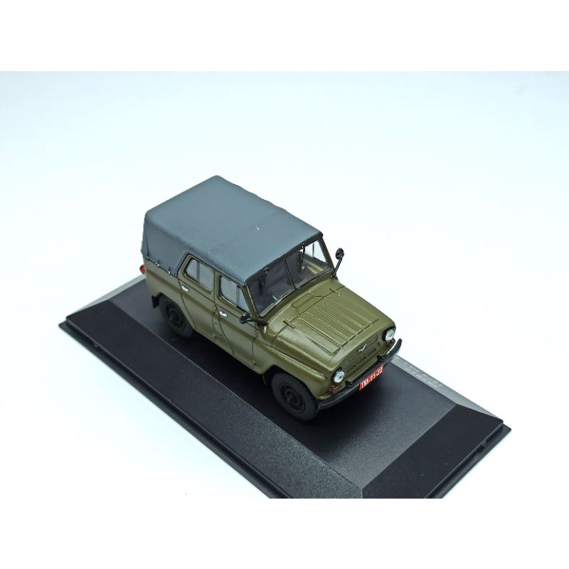 Mô hình xe Uaz 469