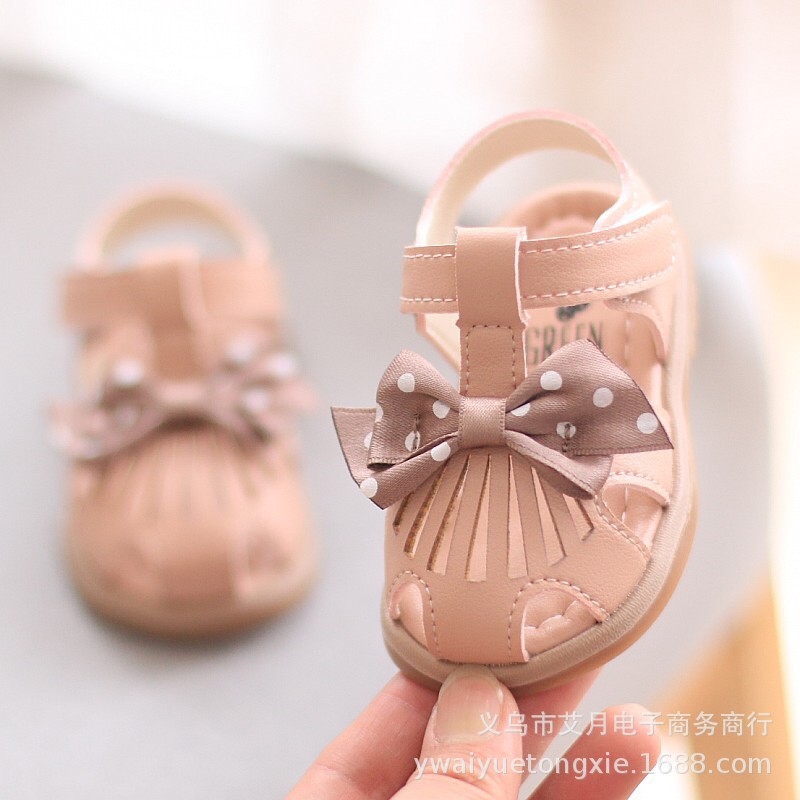 Sandal tập đi cho bé - sandal nơ chấm bi cho bé thoáng khí chống trượt cho bé mã kb-3