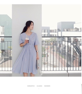 ORDER Váy xanh cổ V dáng dài