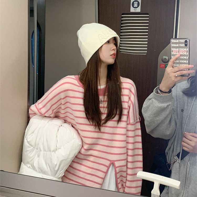 Áo sweater Dệt Kim Cổ Tròn Dáng Rộng Xẻ Tà Họa Tiết Kẻ Sọc Màu Hồng Ngọt Ngào Phong Cách Hàn Quốc