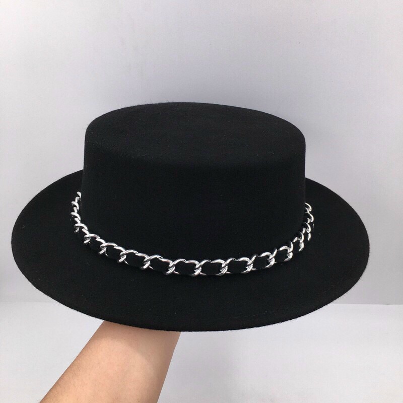 Mũ dạ feroda viền xích