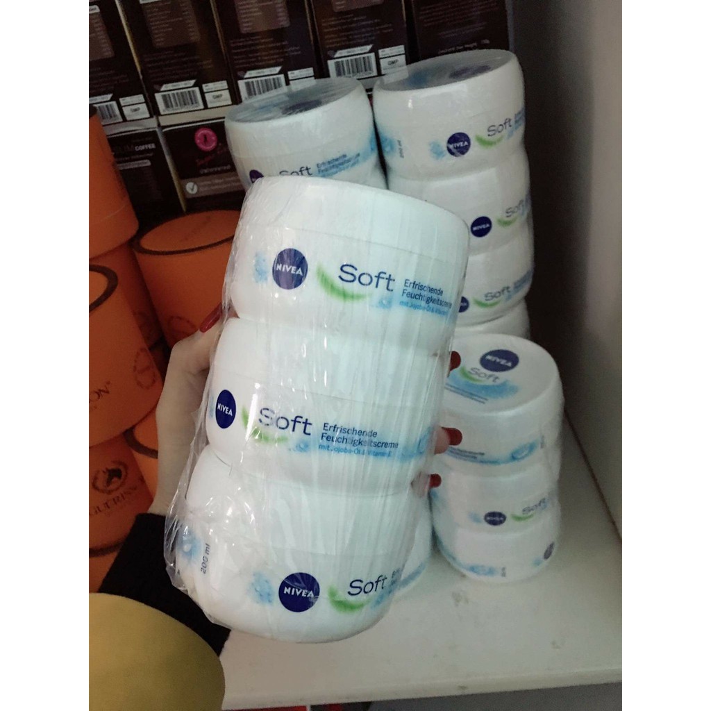 Kem dưỡng da nivea creme soft