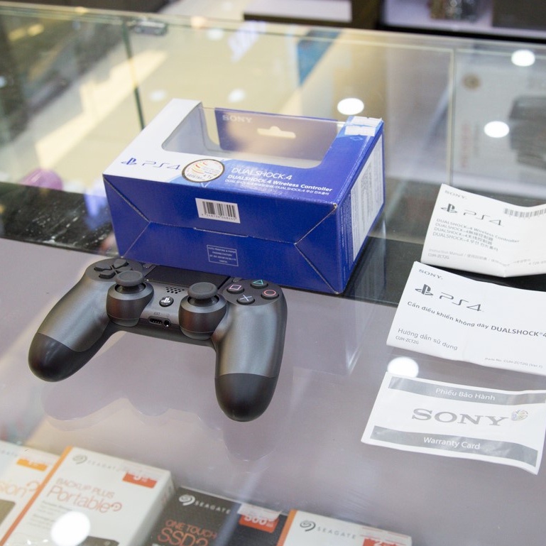 PS4 Sony dualshock U2 đồ chơi máy chơi game cầm tay online gaming chơi game giá rẻ điện tử cao cấp hiện đại không dây