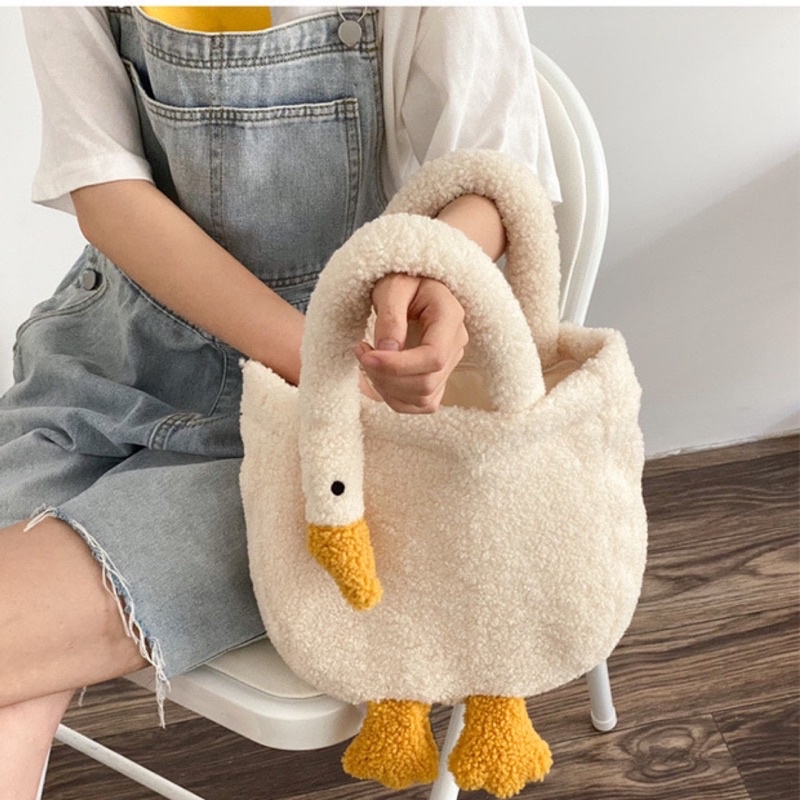 Túi tote quai xách lông dáng hình con vịt siêu xinh xắn ♥️