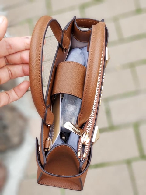 Túi michael kors 25cm chính hãng sale