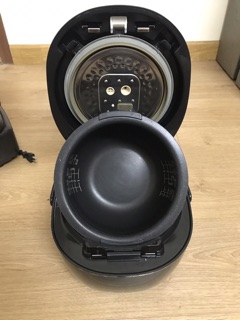 Nồi cơm điện nhật Tiger JPK-A100 1L