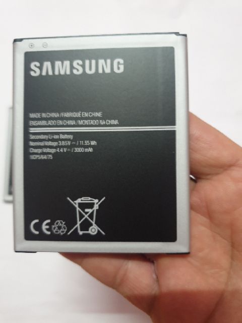 Pin samsung J7 2015( J700, J400, On7, J720) chính hãng (tặng cáp samsung zin hãng)