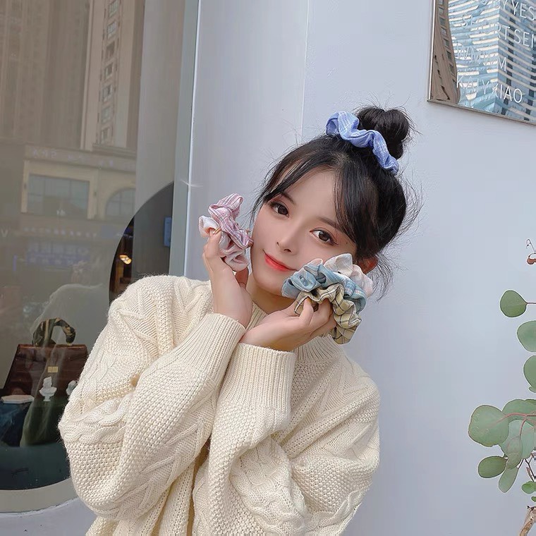 Buộc tóc scrunchies kẻ caro phối màu xinh xắn Rimin