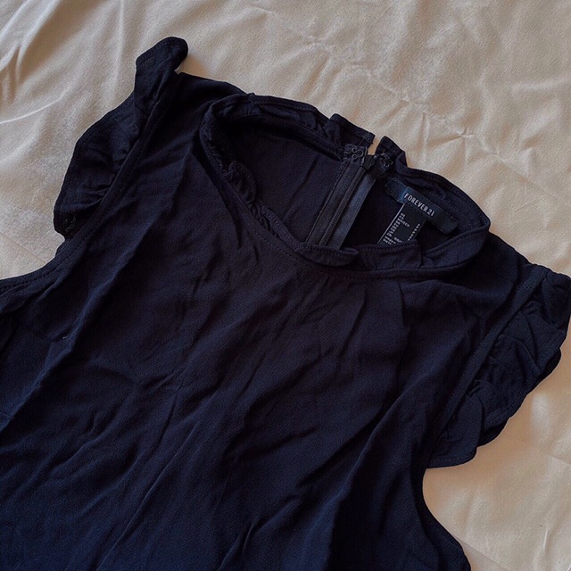 Đầm babydoll viền bèo F21