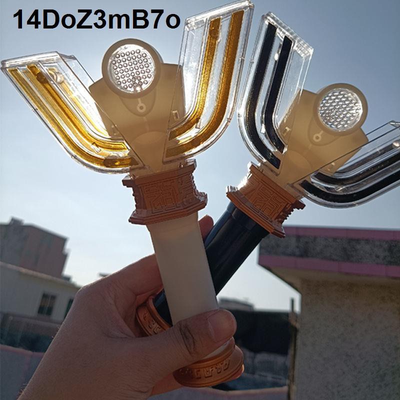 Tiga Ultraman God Light Rod Transformer bắt chước phiên bản tiếng Nhật của âm thanh gốc Summoner biến dạng đồ chơi trẻ