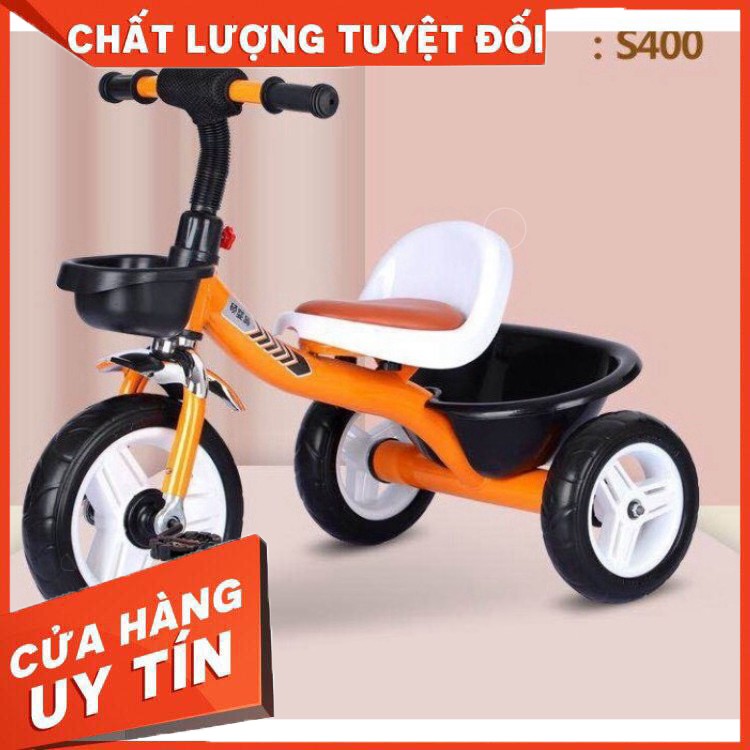 Xe tập đi ba bánh cho bé sở hữu bàn đạp, bình nước cho bé 2-5 tuổi