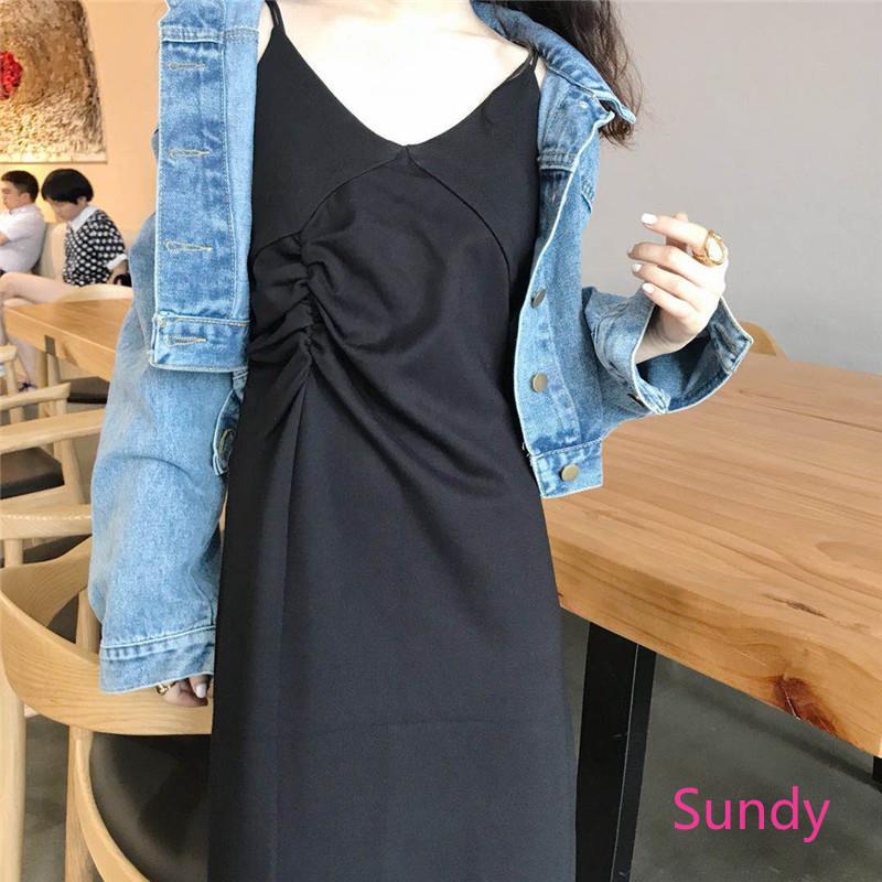 Đầm cổ chữ V xẻ tà xinh xắn dành cho nữ