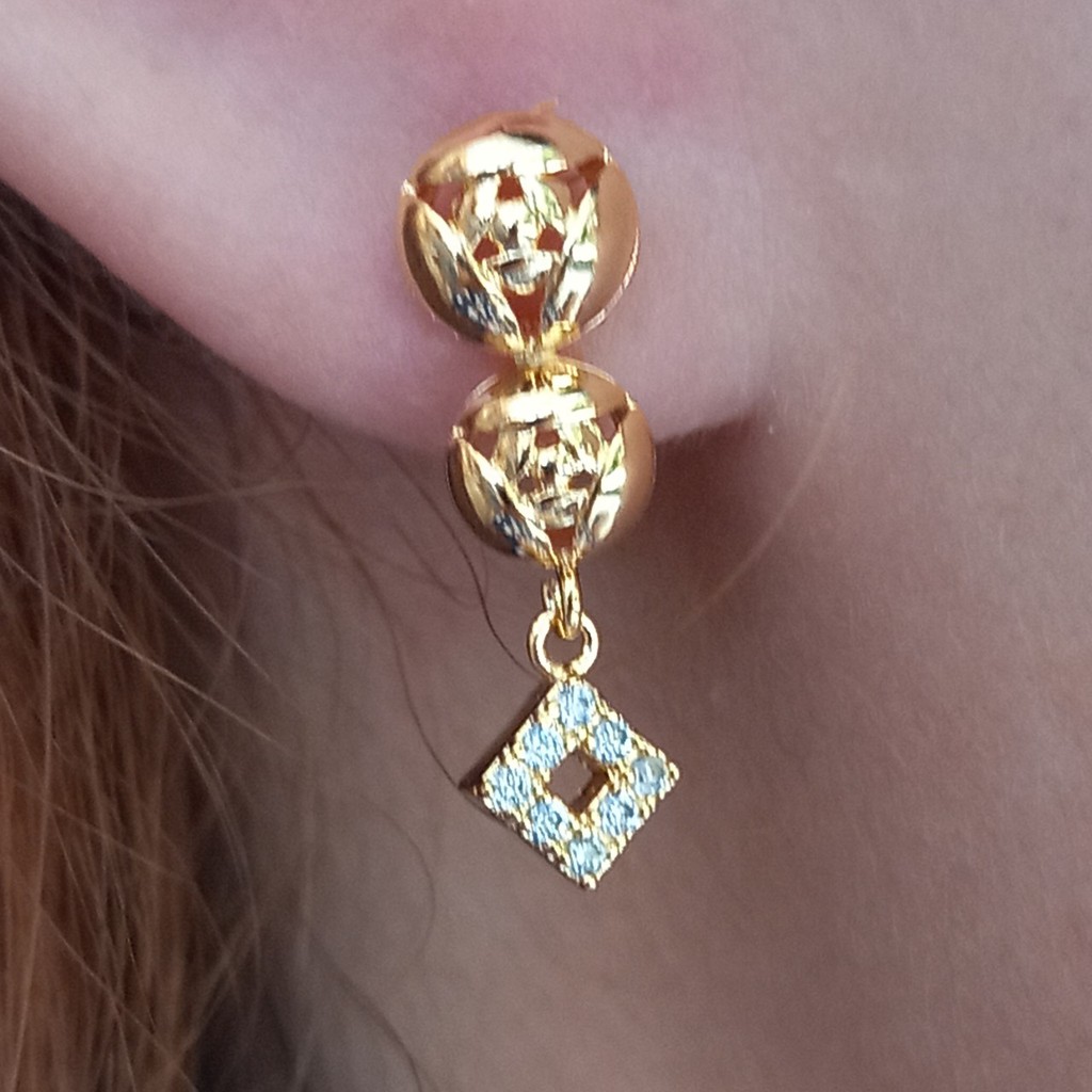 Bông tai nữ đẹp,mạ vàng thật 18k,kiểu dáng sang trọng,bền màu.