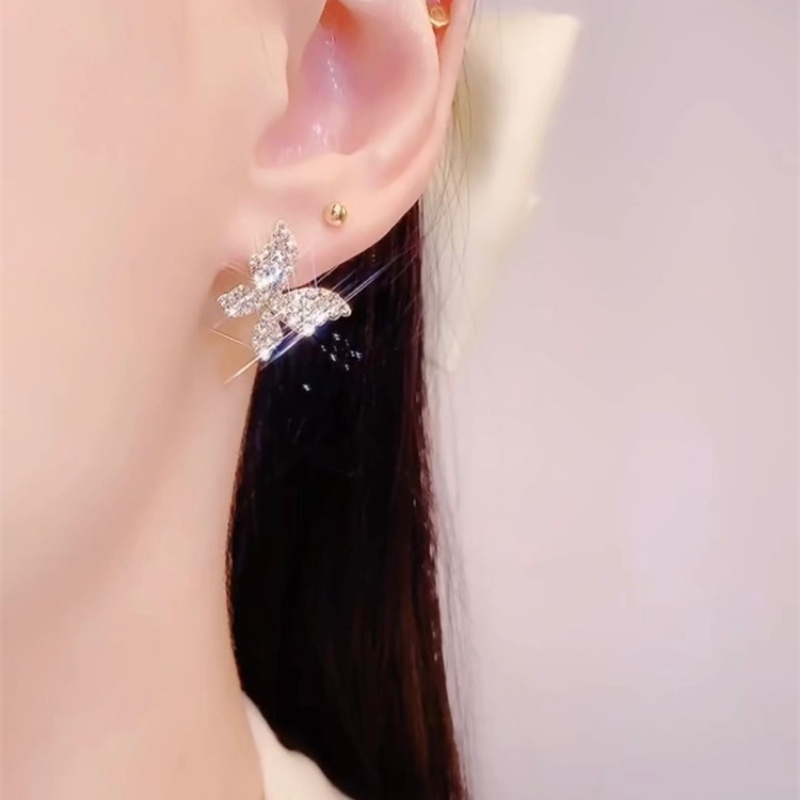 Bông Tai Mạ Bạc 925 Dáng Ngắn Đính Hình Bướm Phối Tua Rua Xinh Xắn Phong Cách Hàn Quốc