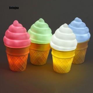 Đèn Led Để Bàn Hình Cây Kem Ốc Quế