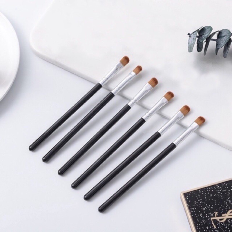 Cọ tém/cọ trang điểm