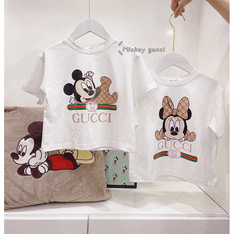 set 2 áo phông hình micky cho cả bé trai và bé gái kèm túi giấy đựng