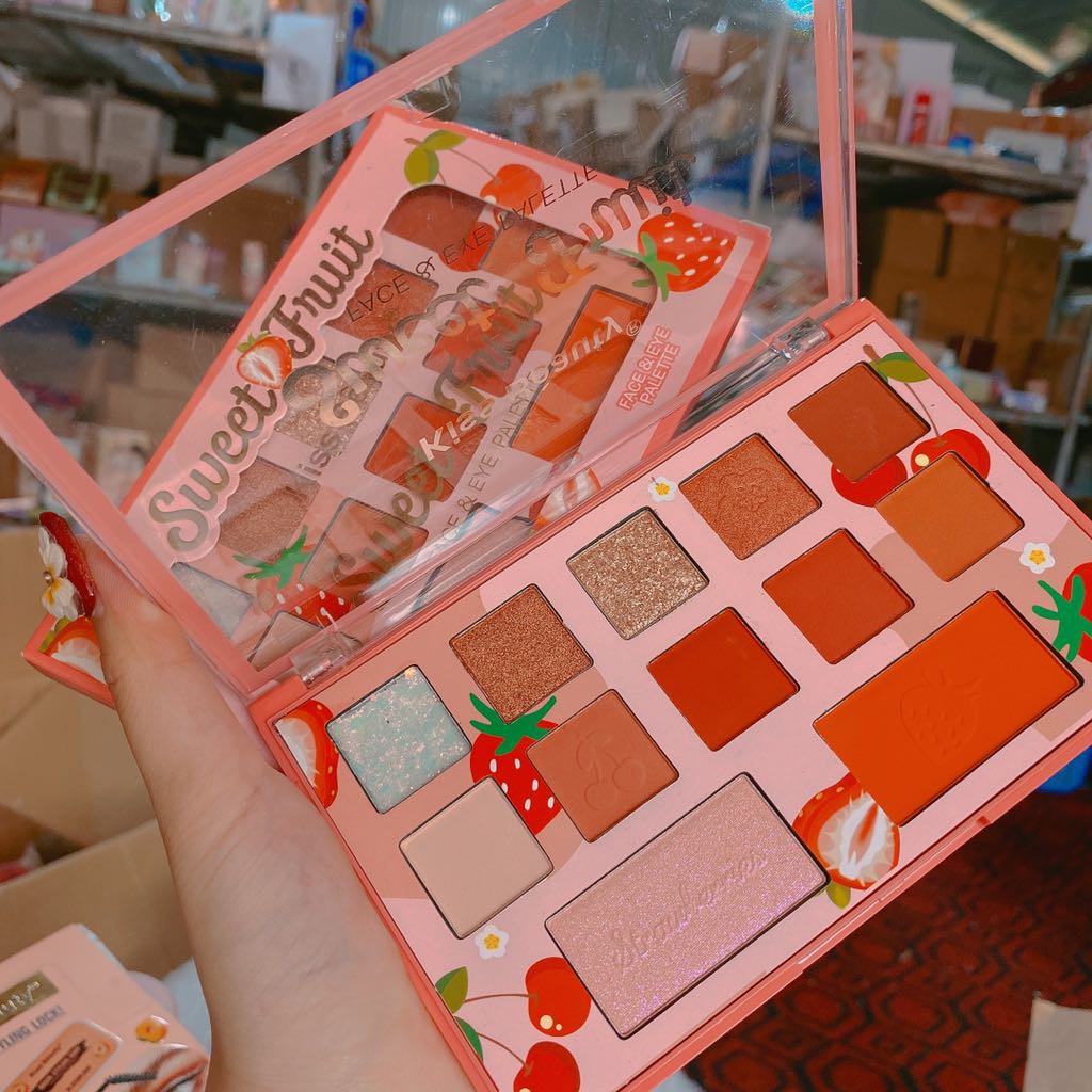 Phấn mắt má quả dâu mix nhũ bắt sáng  Sweet Fruit | BigBuy360 - bigbuy360.vn