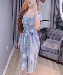 Váy kẻ hot hit