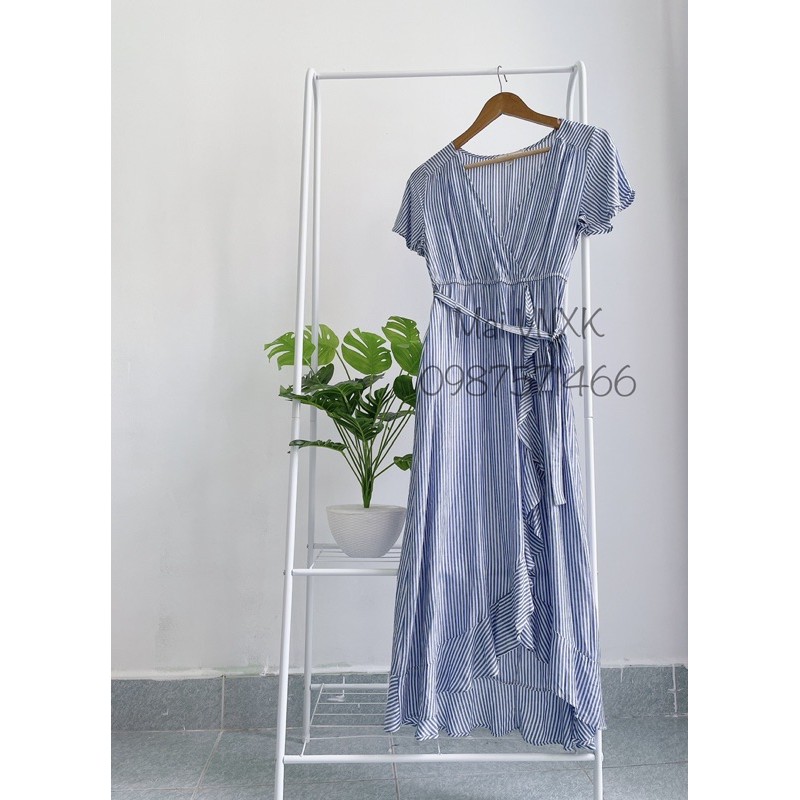 Đầm maxi sọc cổ v viền bèo | BigBuy360 - bigbuy360.vn