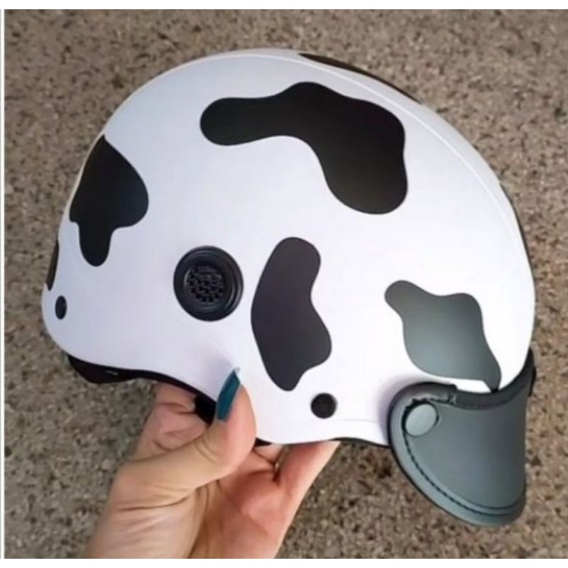 Trend 2021-Nón/Mũ bảo hiểm sơn kiểu bò sữa với 2 lỗ thông hơi cao cấp