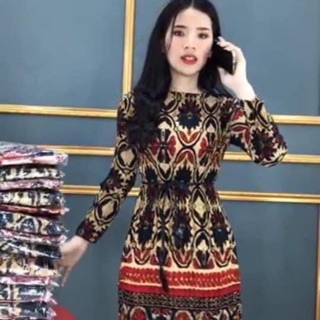 Váy thổ cẩm