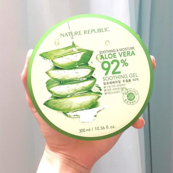 Gel Lô Hội 92% Nature Republic Soothing & Moisture Aloe Vera dưỡng ẩm se khít lỗ chân lông