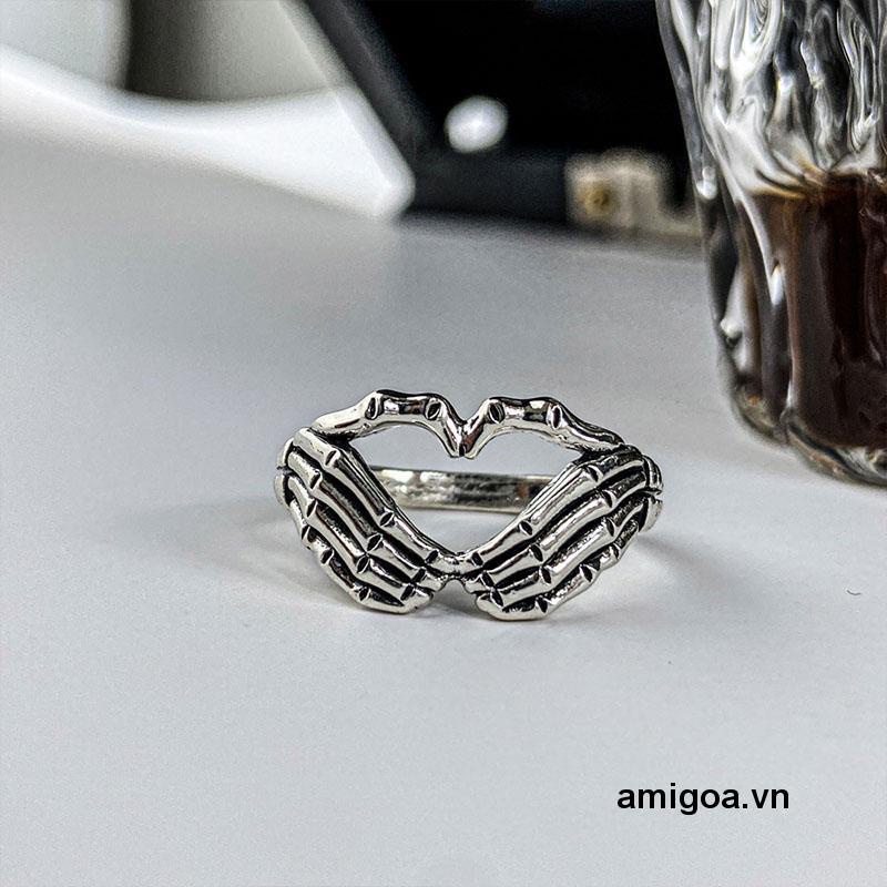 Nhẫn kim loại hình xương bàn tay kiểu dáng độc đáo cá tính