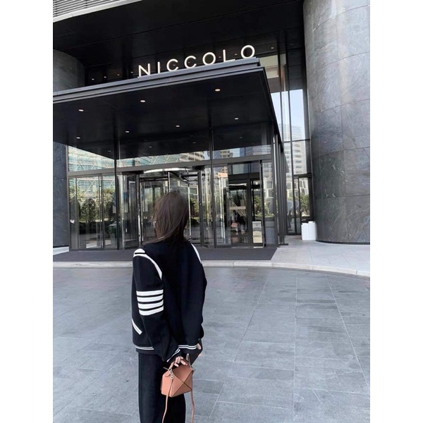 Áo khoác bomber bóng chày sọc tay HT12