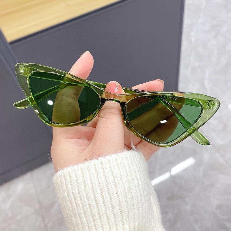 Kính Mát Mắt Mèo Trong Suốt Phong Cách retro Thời Trang Cho Nữ