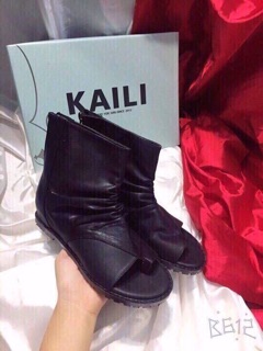 Sandal Chiến Binh Cổ Thấp Xỏ Ngón Fullbox