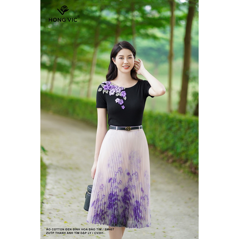 Áo cotton đen nữ thiết kế Hong Vic đính hoa đào tím SM407
