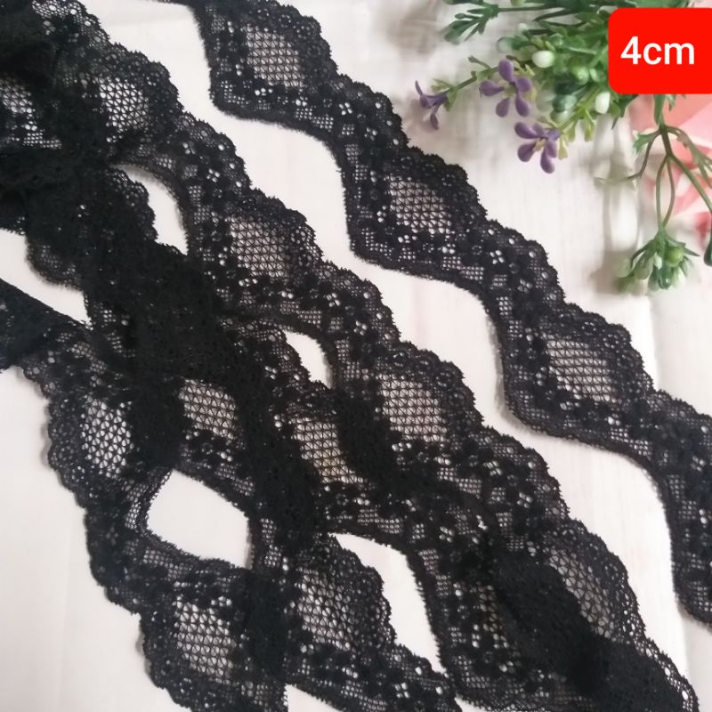 Ren thun viền , màu đen có nhiều mẫu , size từ 1cm đến 6cm