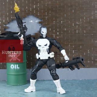 Mô hình The Punisher Special Ops Edition Mezco