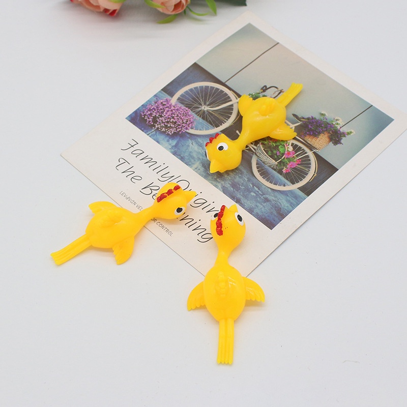 Đồ chơi squishy hình con vịt giúp giảm căng thẳng