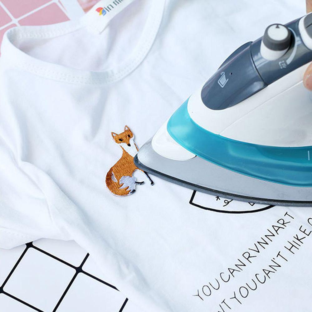 Sticker Ủi Thêu Hình Cáo