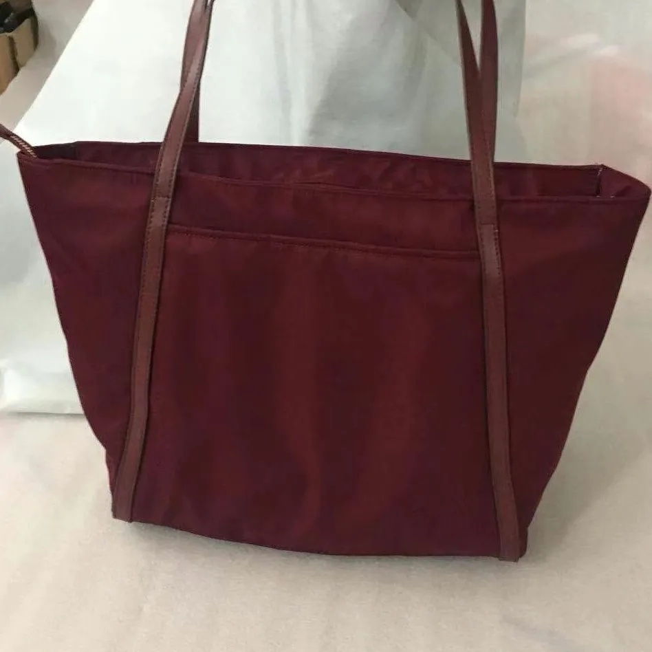 Tumi Túi Xách Mua Sắm Đeo Vai Sức Chứa Lớn Thời Trang Cho Nữ