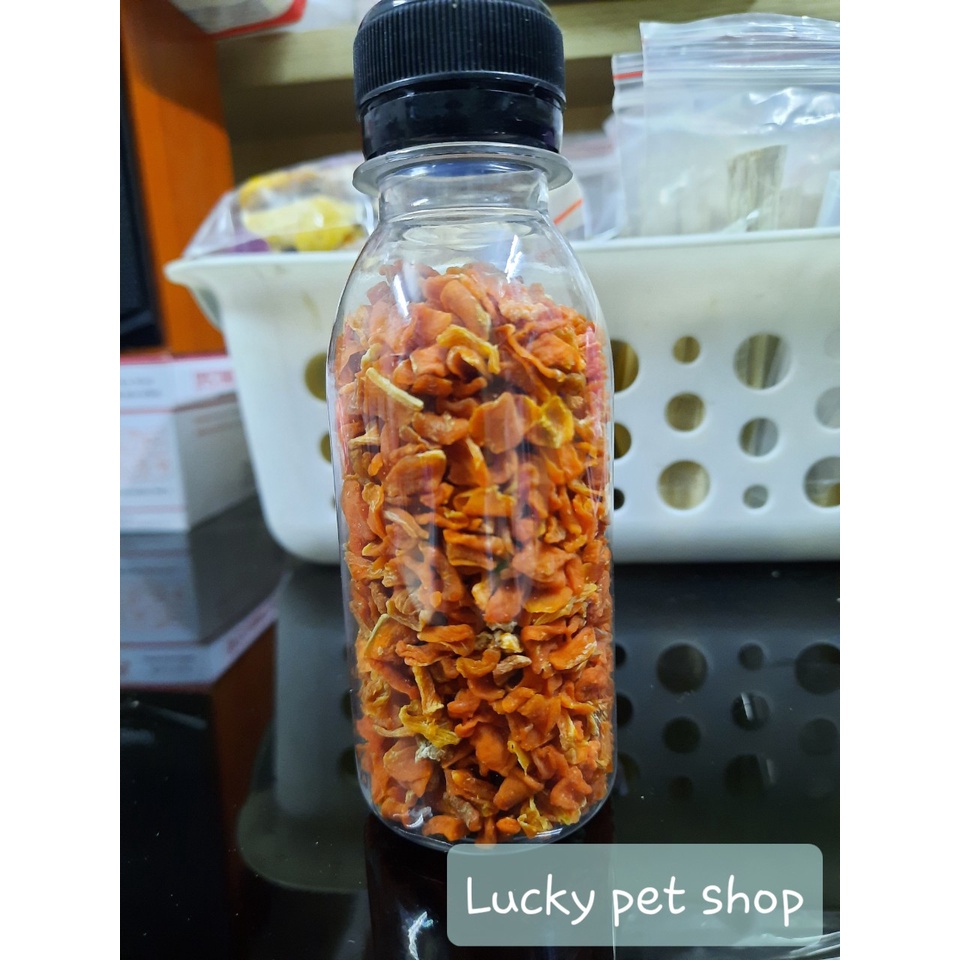 Lọ 60 gr cà rốt sấy cho hamster