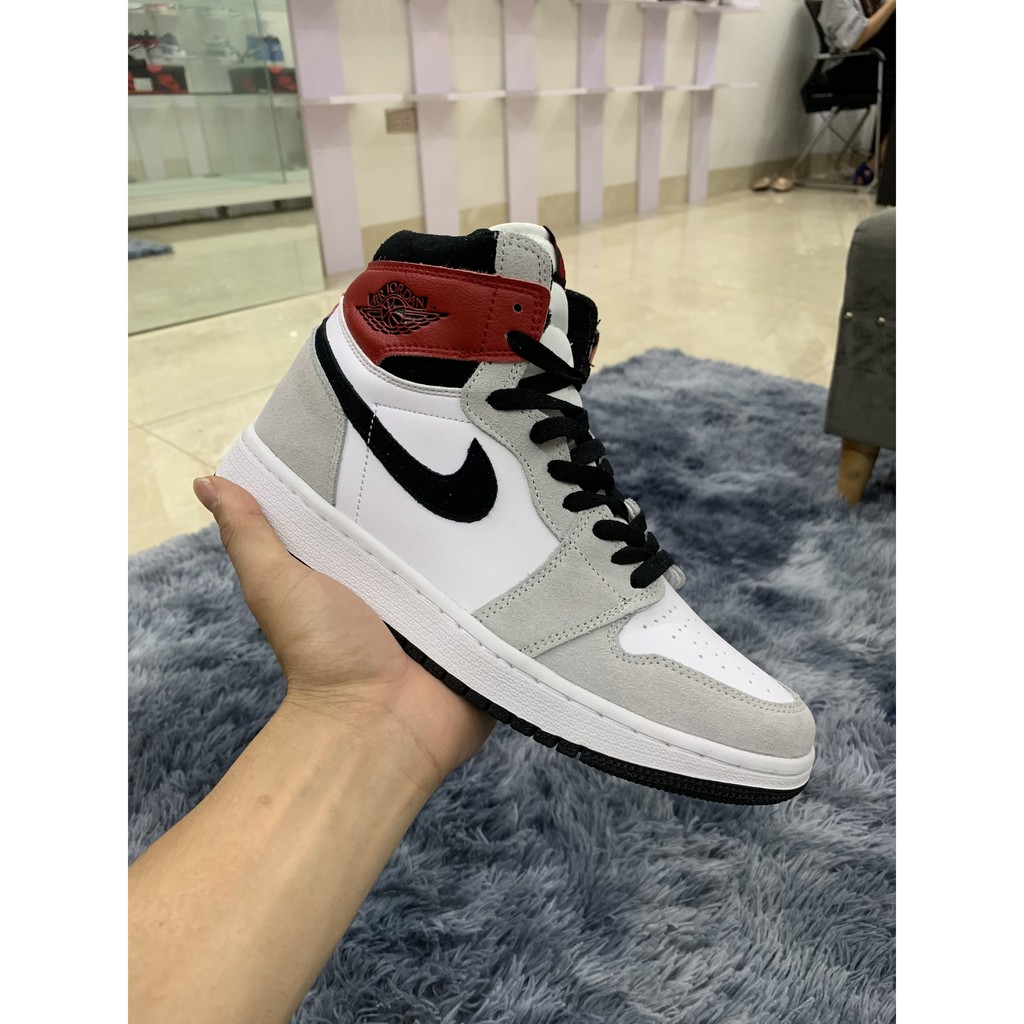 🆕 MẪU MỚI 2021 🆕(QUÀ+HỘP) Giày thể thao AIR JORDAN 1 Retro High Light Smoke Grey xám tai đỏ