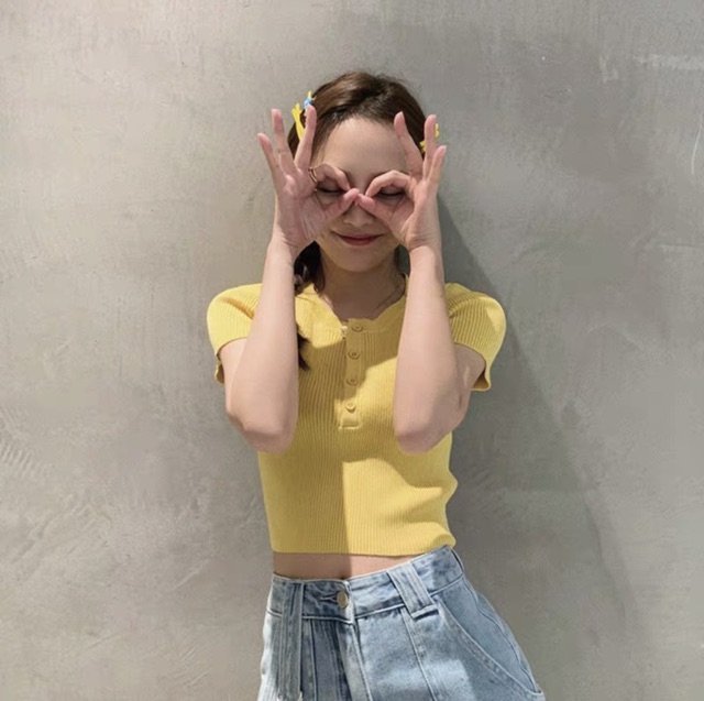 MS579 Áo croptop cổ tròn khuy dọc PhuLinhShop
