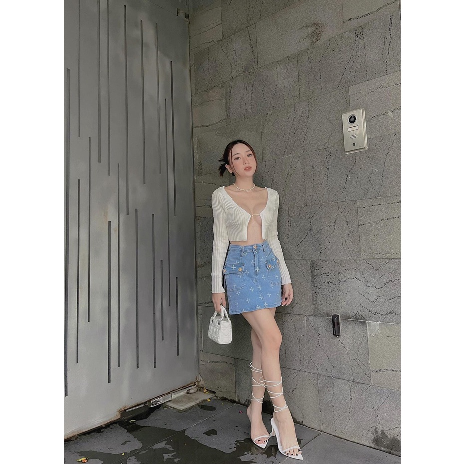 Áo thun nữ kiểu dài tay phối dây xích xẻ ngực sexy