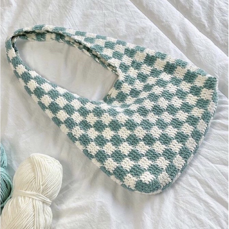 Túi kẻ Caro Handmade bằng len