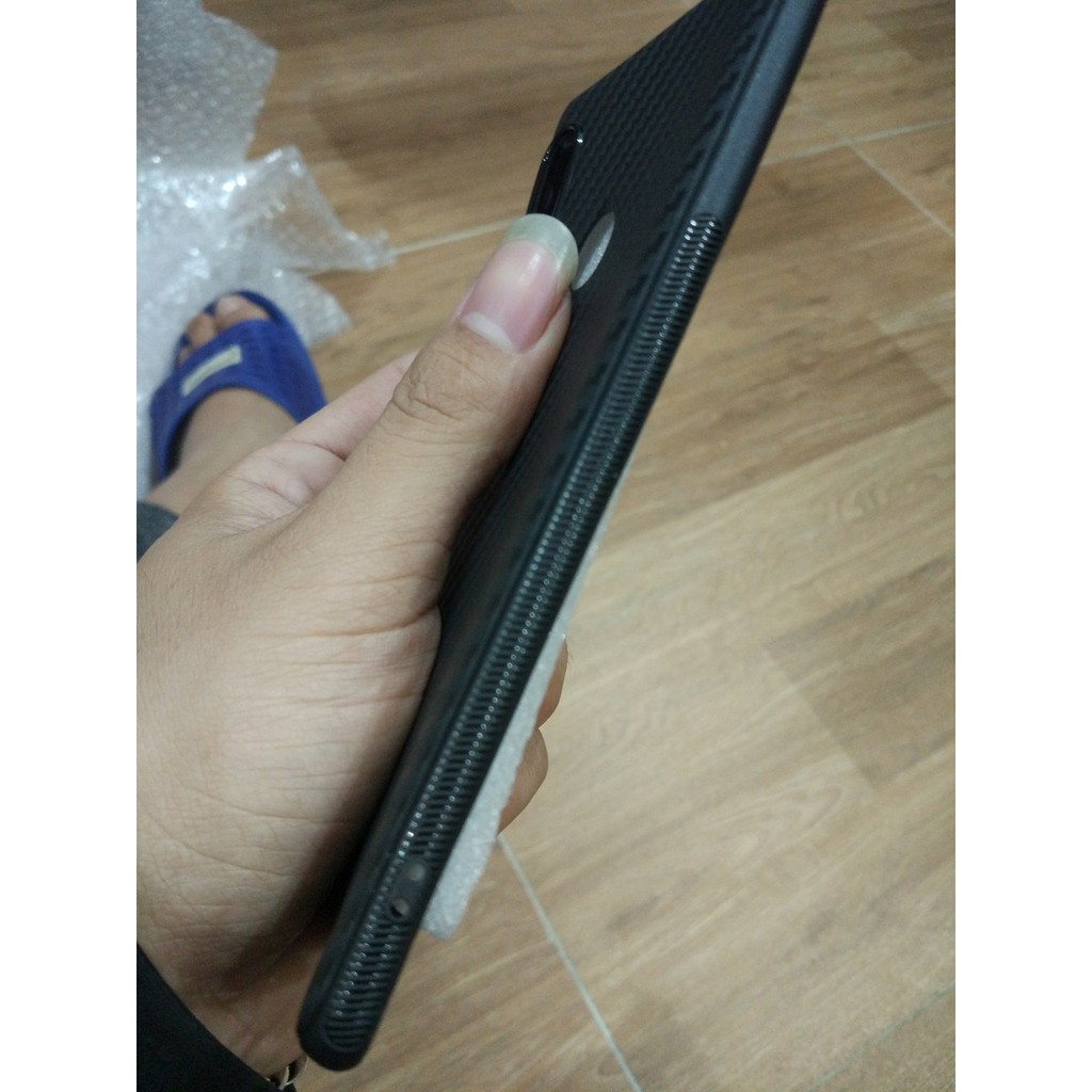 FREESHIP 99K TOÀN QUỐC_Ốp lưng cao su siêu mỏng họa tiết cacbon có rãnh chống chơn trượt cho xiaomi